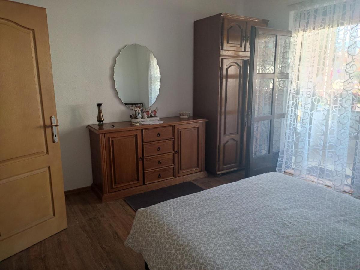 Apartment Apartman Hujic *