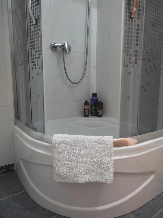 Apartment Apartman Hujic